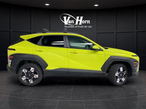 Certified 2025 Hyundai Kona SEL AWD/4WD image 8