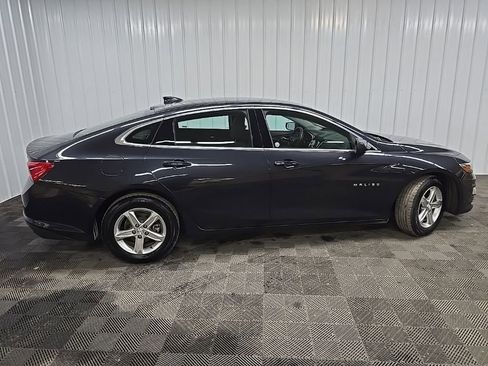 Used 2023 Chevrolet Malibu LT FWD image 2