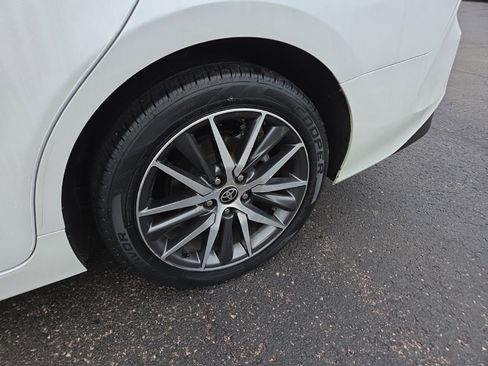 Used 2023 Toyota Camry XLE image 10