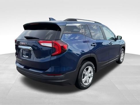 Certified 2023 GMC Terrain SLE w/ Driver Convenience Package FWD image 8