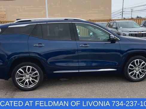 Used 2022 GMC Terrain Denali w/ Denali Premium Package image 9