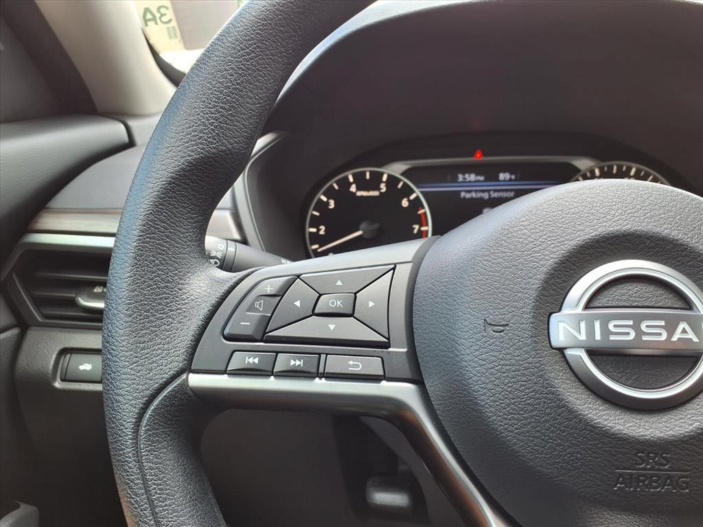 Used 2023 Nissan Altima 2.5 SV AWD/4WD image 27