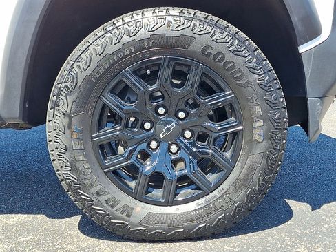 Used 2024 Chevrolet Colorado Trail Boss w/ Advanced Trailering Package AWD/4WD image 25