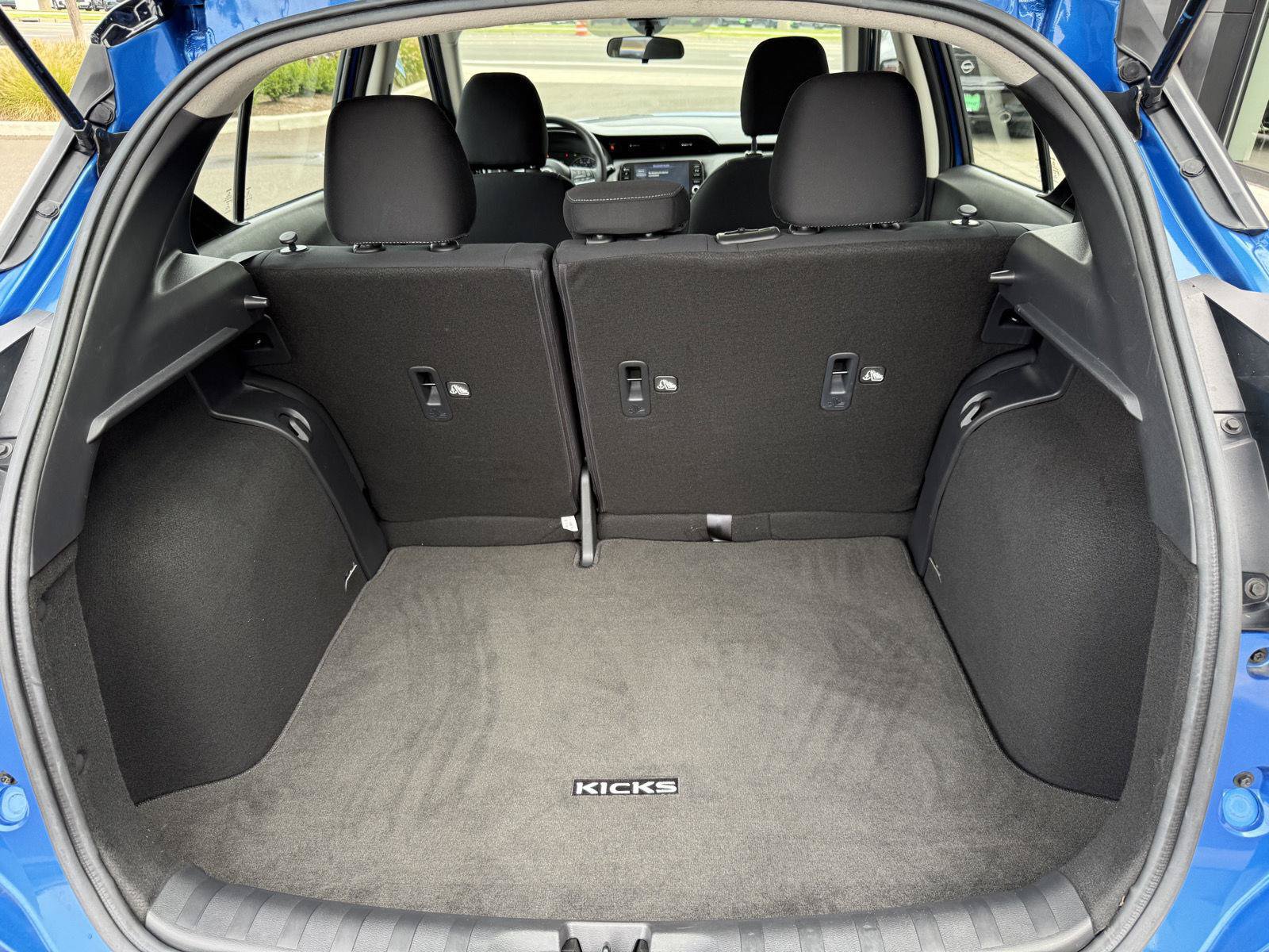 Used 2022 Nissan Kicks SV FWD image 17