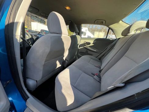 Used 2010 Toyota Corolla LE image 10