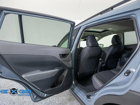Used 2025 Subaru Crosstrek 2.5i Premium AWD/4WD image 24