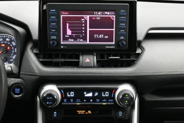 Used 2021 Toyota RAV4 XLE w/ Convenience Package FWD image 23