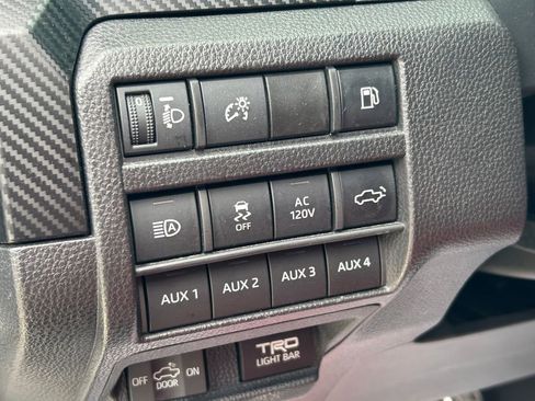 Certified 2025 Toyota Tacoma TRD Pro AWD/4WD image 28