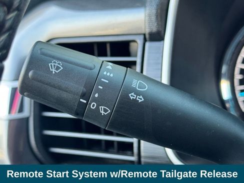 Used 2022 Ford F150 XLT w/ Equipment Group 302A High image 14