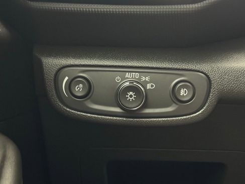 Used 2023 Chevrolet TrailBlazer LT w/ Convenience Package FWD image 18