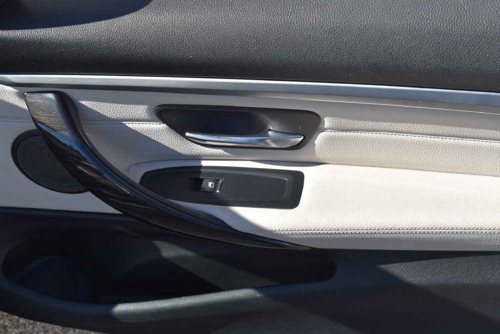 Used 2018 BMW 430i Convertible RWD image 10