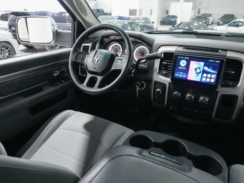 Used 2018 RAM 2500 SLT AWD/4WD image 11