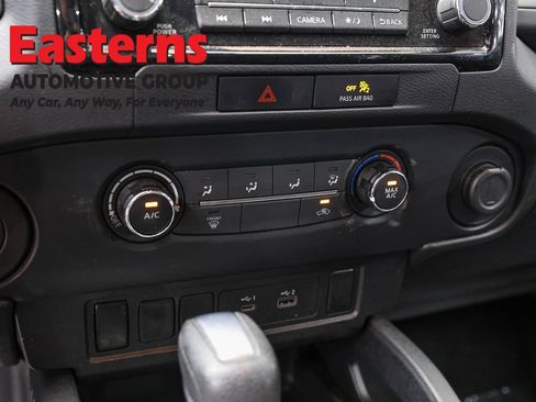 Used 2022 Nissan Frontier S RWD image 19