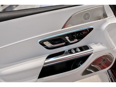 New 2026 Mercedes-Benz Maybach SL 680 image 11