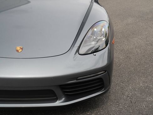 Used 2025 Porsche 718 Cayman S RWD image 21