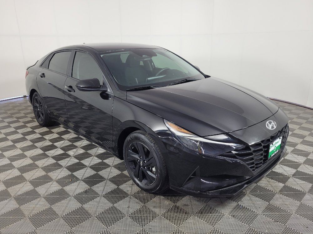 Used 2023 Hyundai Elantra Blue FWD image 13