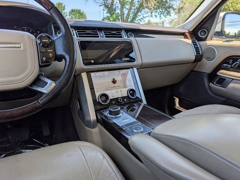 Used 2019 Land Rover Range Rover HSE AWD/4WD image 24