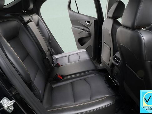 Used 2020 Chevrolet Equinox LT w/ Midnight Edition image 30