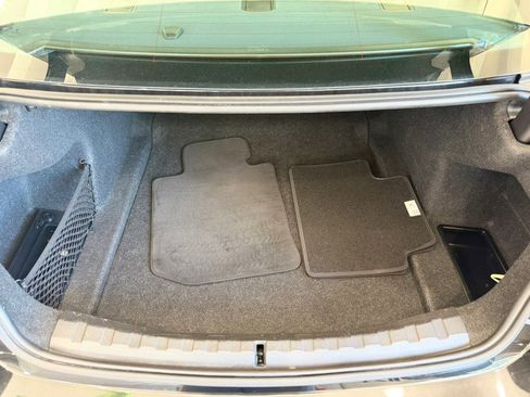 Used 2025 BMW 330i Sedan RWD image 7