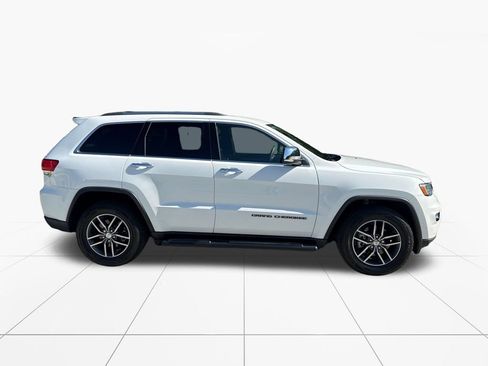 Used 2018 Jeep Grand Cherokee Limited RWD image 9