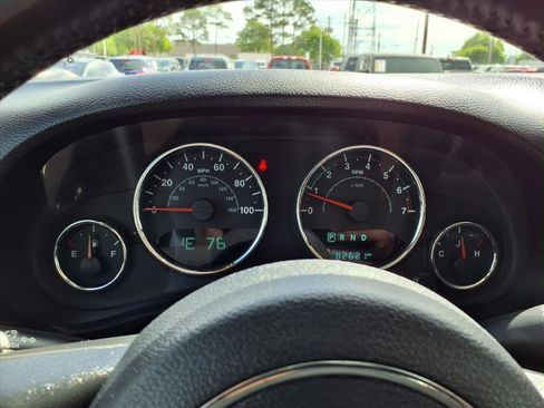 Used 2017 Jeep Wrangler Unlimited Sport w/ Quick Order Package 24S image 15