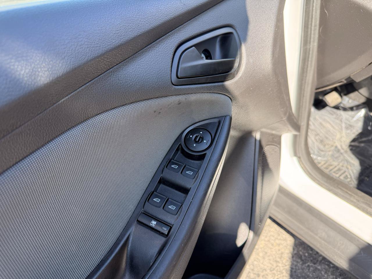 Used 2012 Ford Focus SE FWD image 8