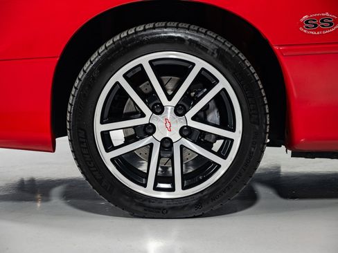 Used 2002 Chevrolet Camaro Z28 w/ SS Performance/Appearance Pkg image 11