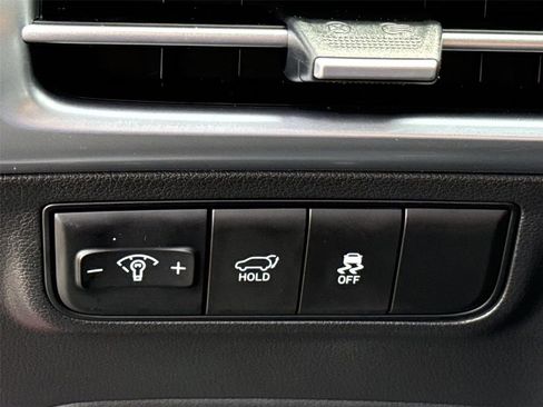 Used 2025 Hyundai Tucson SEL FWD image 16