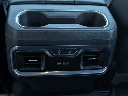 Used 2022 Chevrolet Silverado 1500 High Country image 34