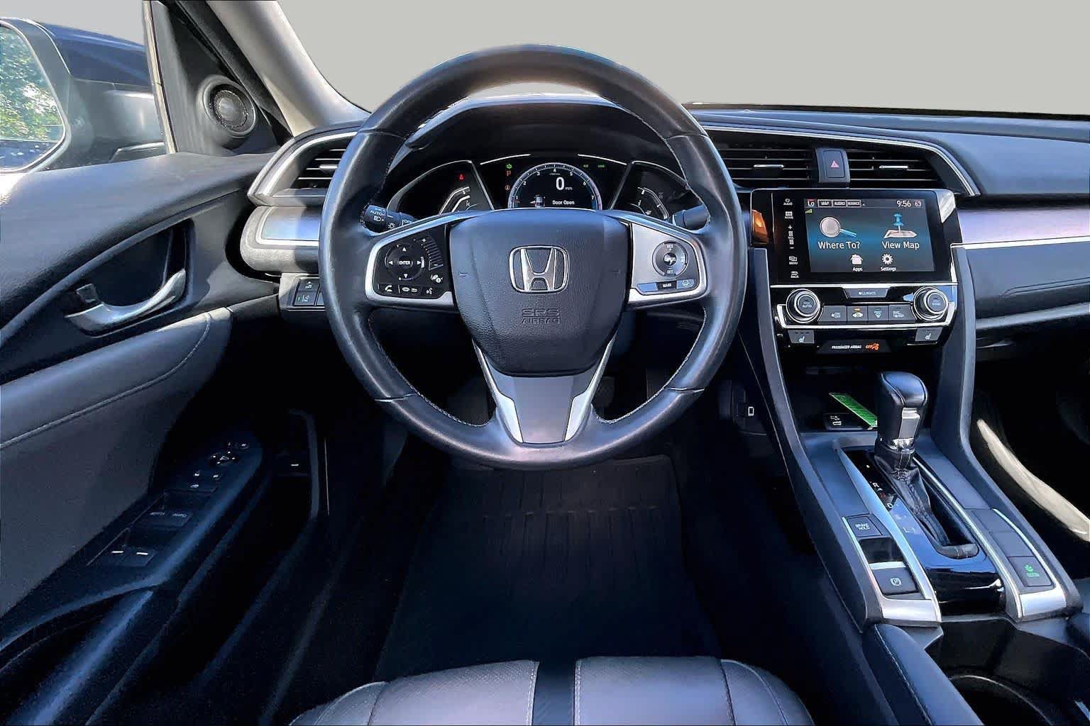 Used 2017 Honda Civic Touring image 6