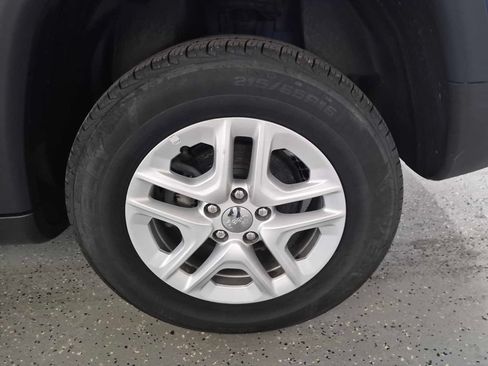 Used 2019 Jeep Compass Sport AWD/4WD image 8