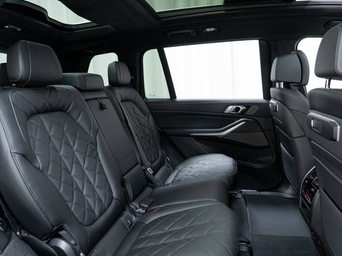 New 2026 BMW X7 xDrive40i image 24
