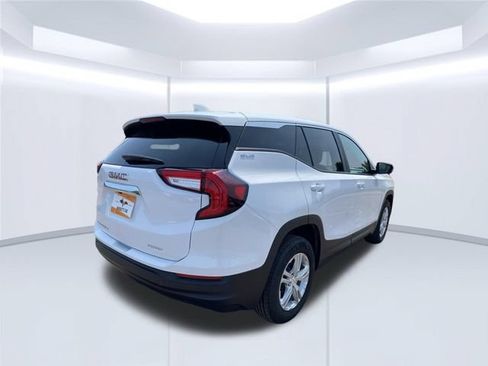 Used 2024 GMC Terrain SLE AWD/4WD image 6