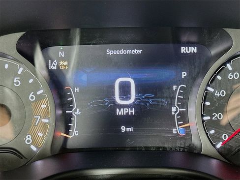 New 2025 Jeep Compass Limited w/ Sun & Sound Group image 11