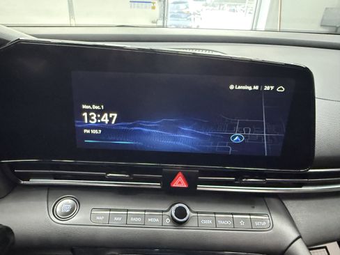 Used 2023 Hyundai Elantra N image 17