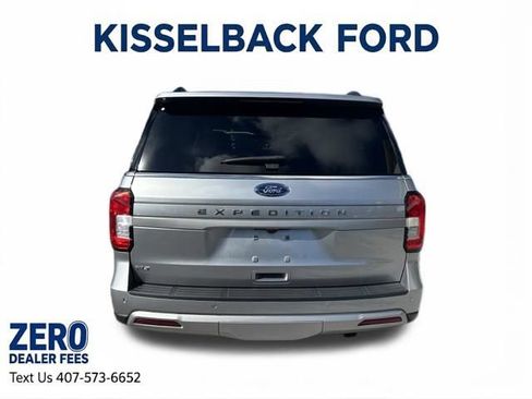 Certified 2024 Ford Expedition XLT RWD image 5