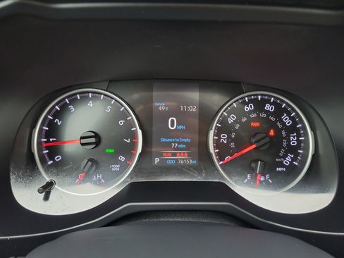 Used 2020 Toyota RAV4 XLE Premium image 26