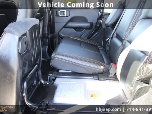 Used 2021 Jeep Wrangler Unlimited Sahara image 46