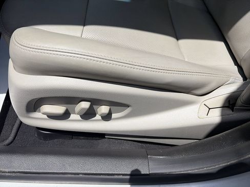Used 2017 Cadillac ATS Luxury RWD image 13