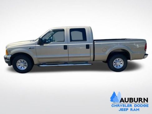 Used 2001 Ford F350 2WD Crew Cab Super Duty image 4