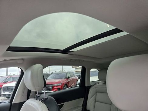 New 2026 Lincoln Nautilus Premier w/ Equipment Group 102A image 9