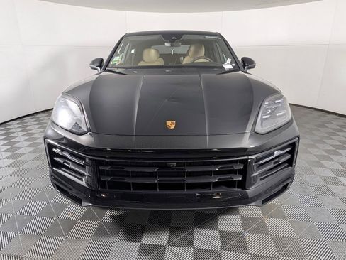 New 2026 Porsche Cayenne Coupe AWD/4WD image 11