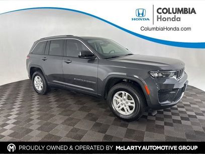 Used 2022 Jeep Grand Cherokee Laredo w/ Luxury Tech Group I