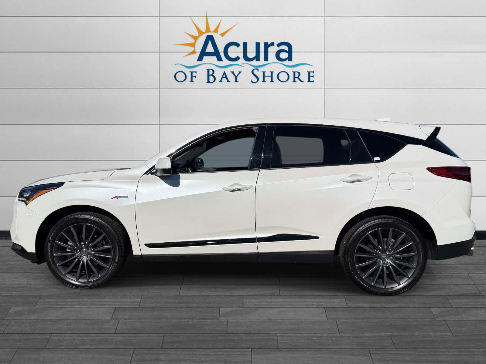 Used 2024 Acura RDX w/ Advance Package AWD/4WD image 5