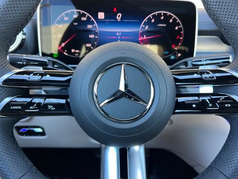 New 2026 Mercedes-Benz CLE 300 4MATIC Coupe image 21