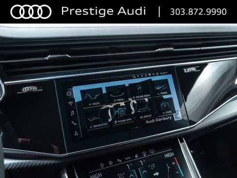 Used 2026 Audi RS Q8 performance AWD/4WD image 17