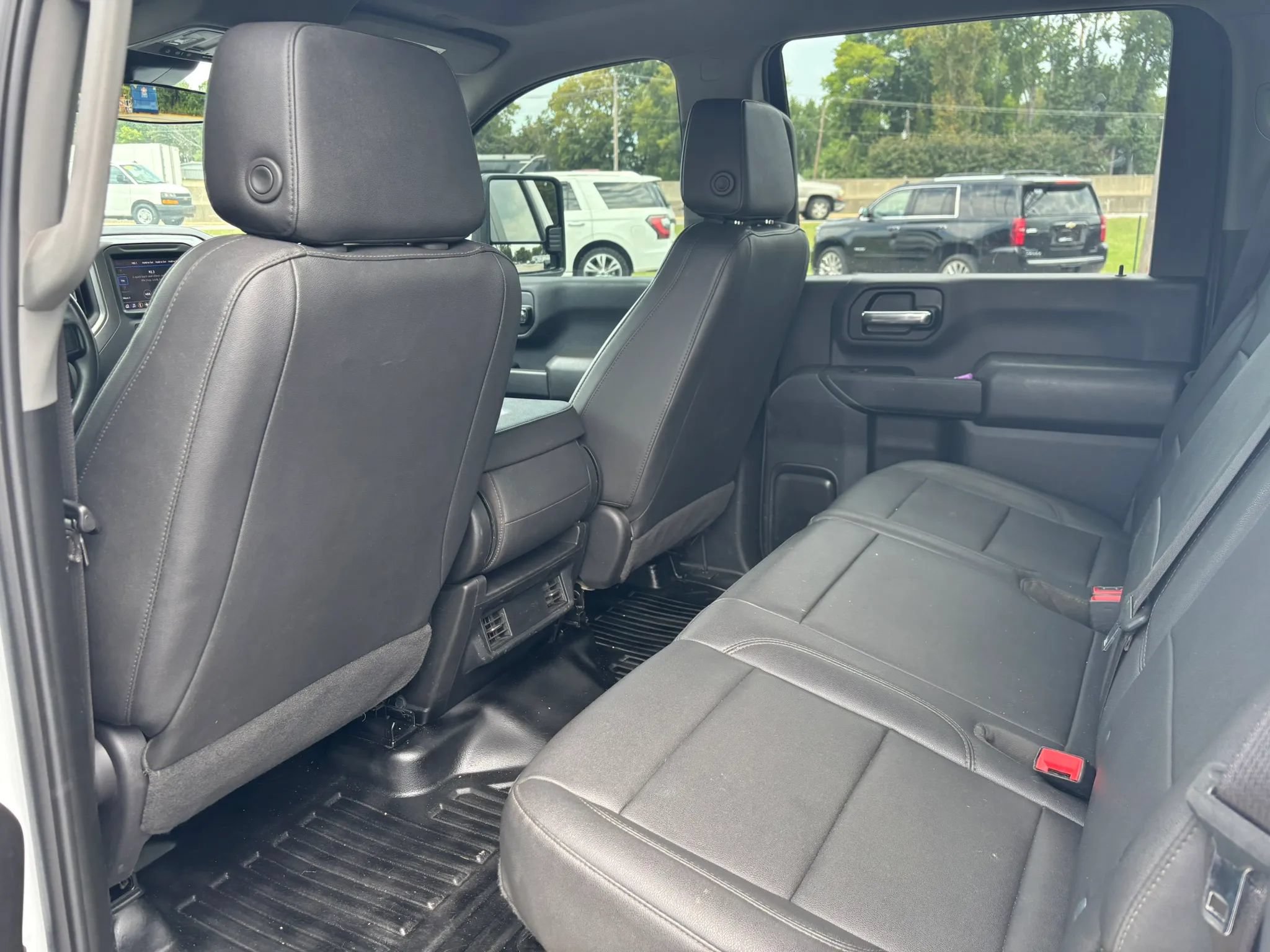 Used 2024 Chevrolet Silverado 3500 W/T AWD/4WD image 15