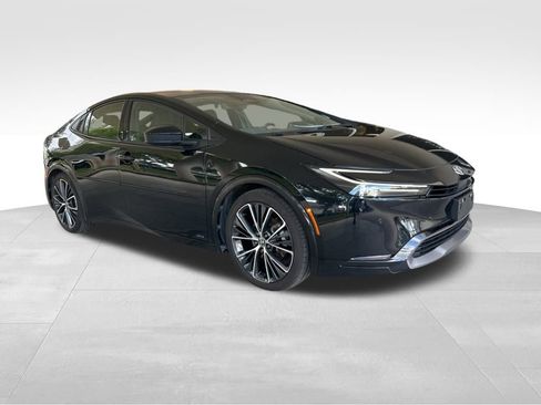 Used 2023 Toyota Prius Limited image 2