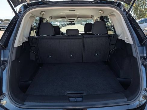 Used 2024 Nissan Rogue S FWD image 10
