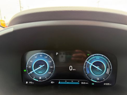 Certified 2022 Hyundai Santa Fe SEL Premium image 10